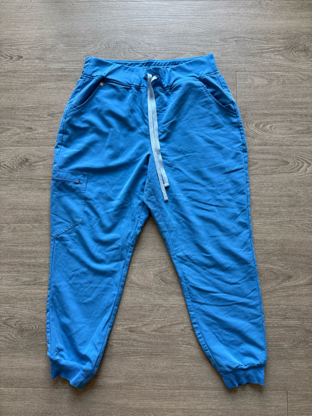 Figs Catarina Scrub Top Size M and Zamora Jogger Size Large (petite) - Picture 5 of 7